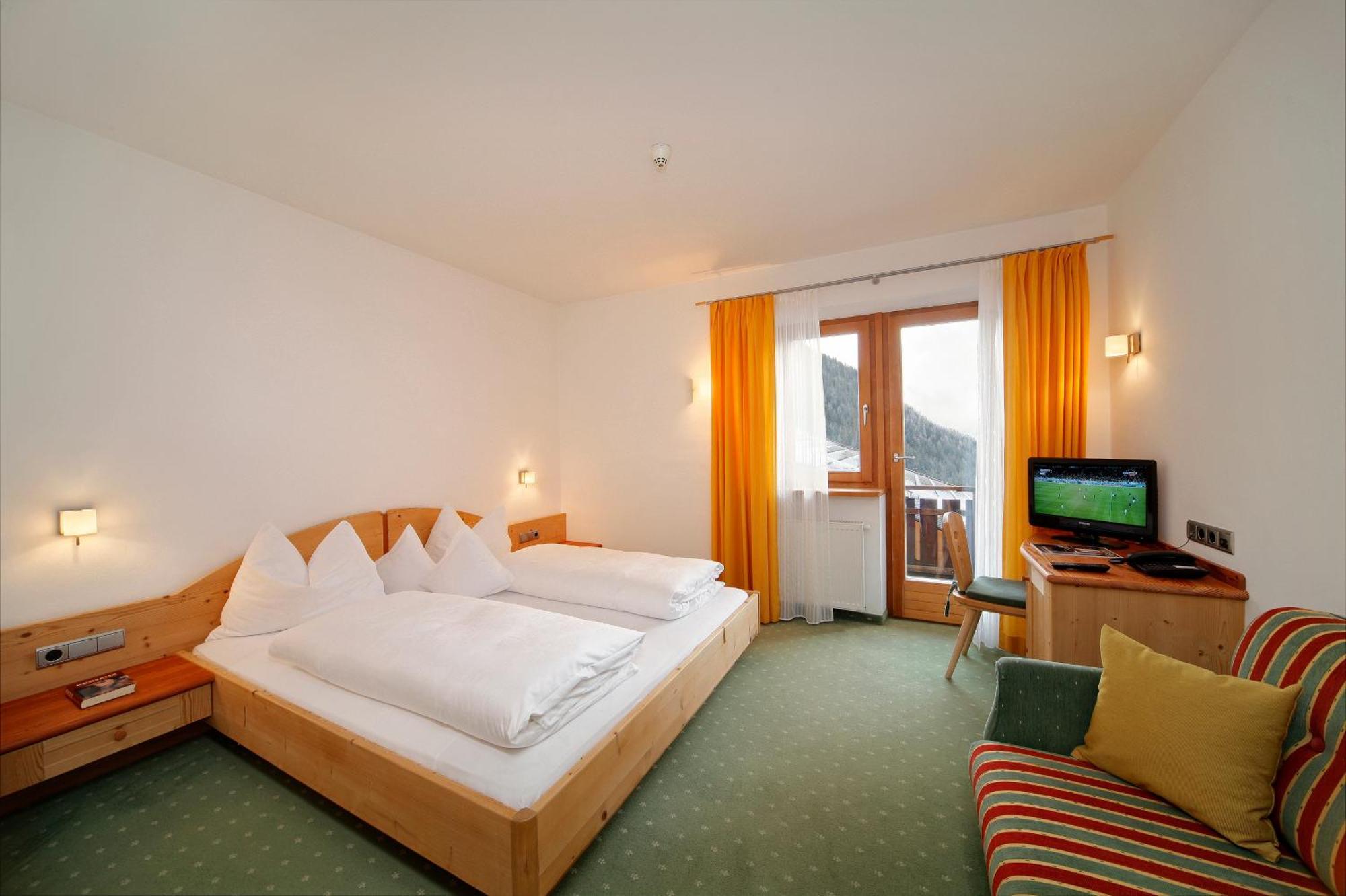 Hotel Ultnerhof Santa Gertrude Zewnętrze zdjęcie
